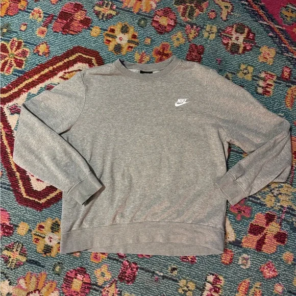 Nike NWOT Heather Gray Sweatshirt, Size: Lg (Youth) - Picture 3 of 7